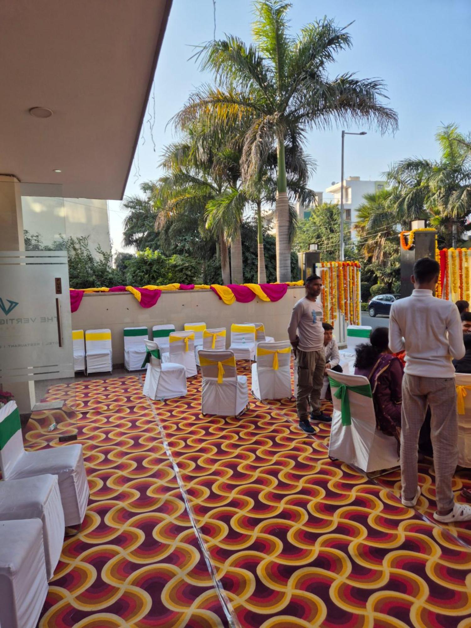 Hotel The Vertigo By Boom Rooms Noida Eksteriør bilde