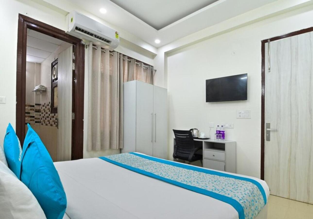 Hotel The Vertigo By Boom Rooms Noida Eksteriør bilde