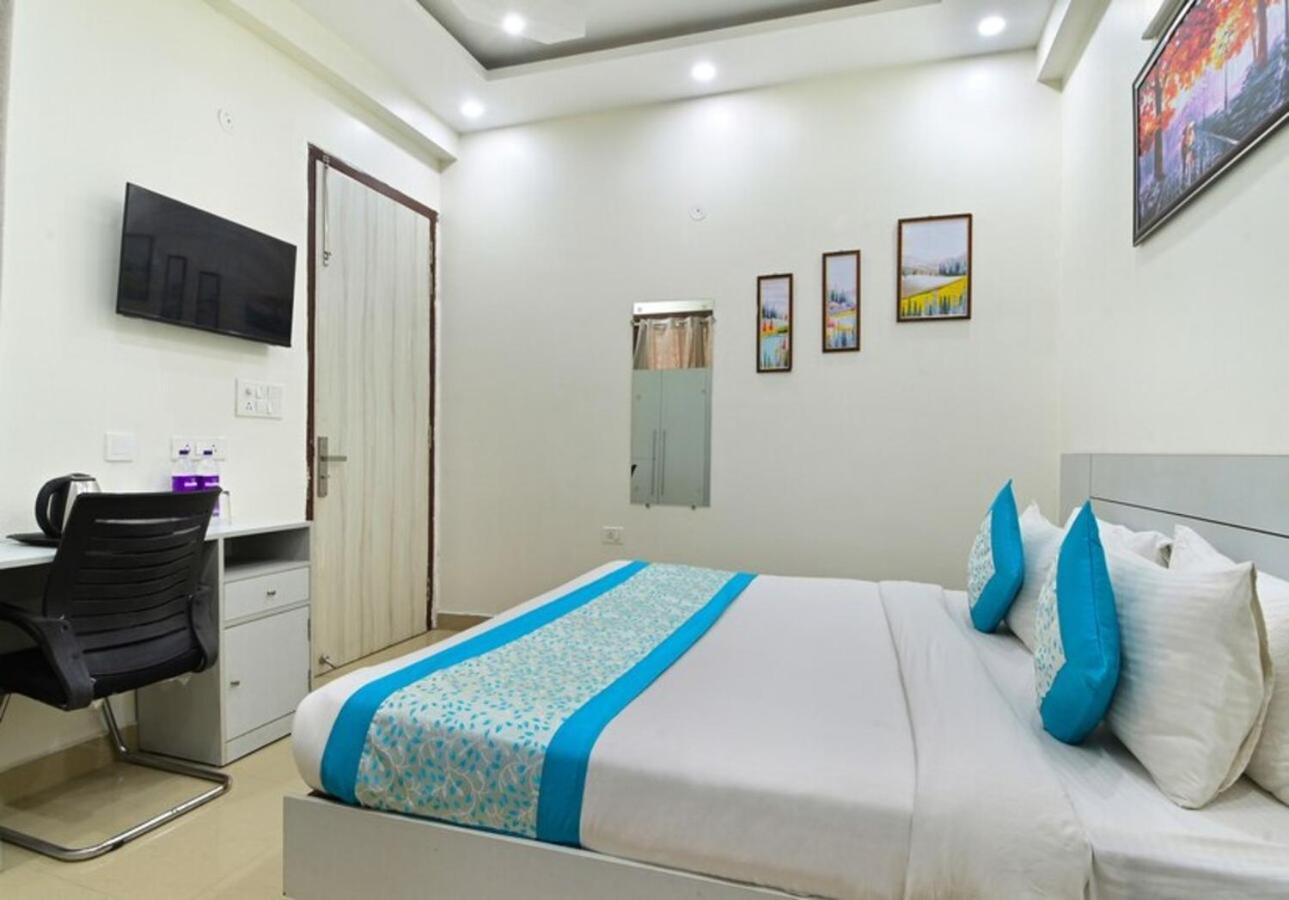 Hotel The Vertigo By Boom Rooms Noida Eksteriør bilde