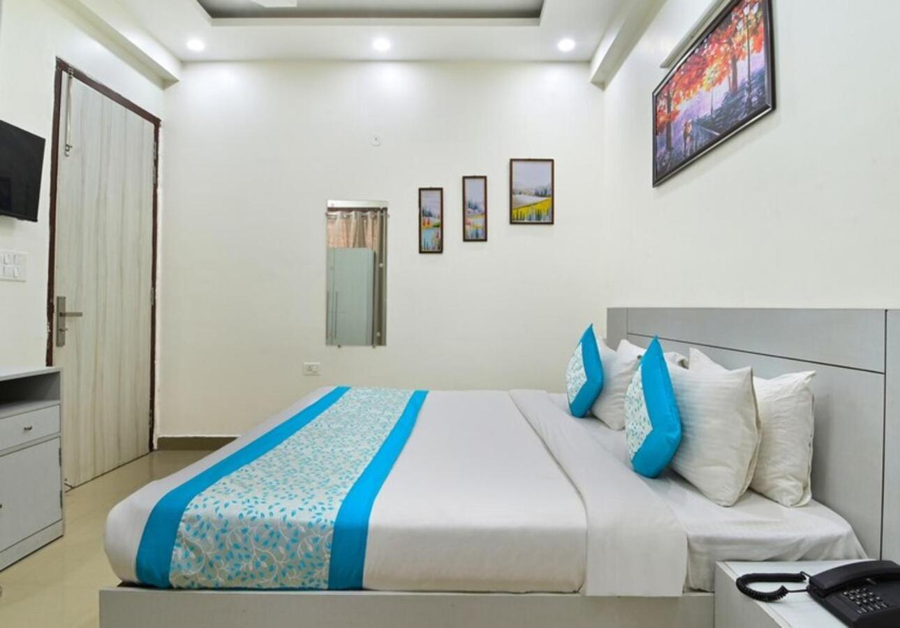 Hotel The Vertigo By Boom Rooms Noida Eksteriør bilde