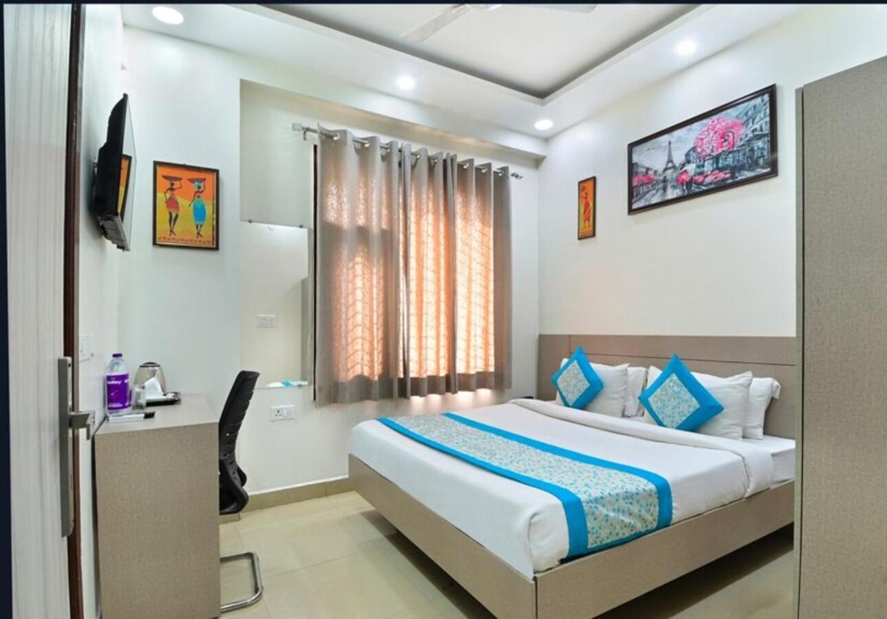 Hotel The Vertigo By Boom Rooms Noida Eksteriør bilde
